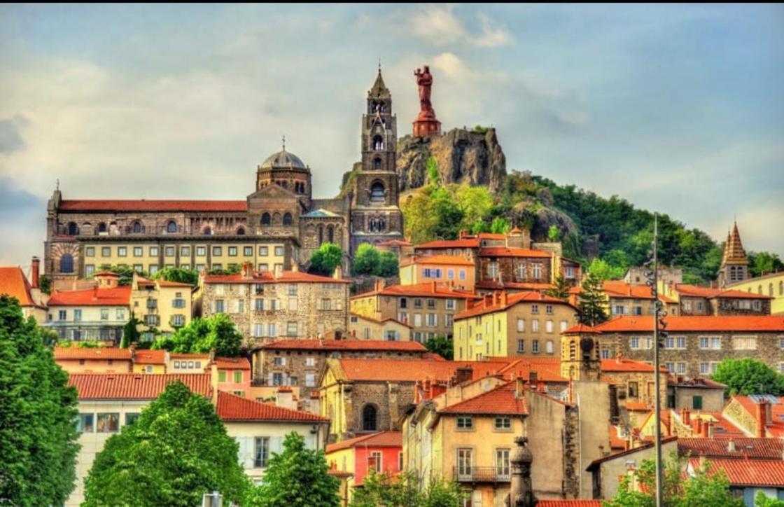 Loft Industriel En Centre Ville Le Puy-en-Velay Exteriér fotografie